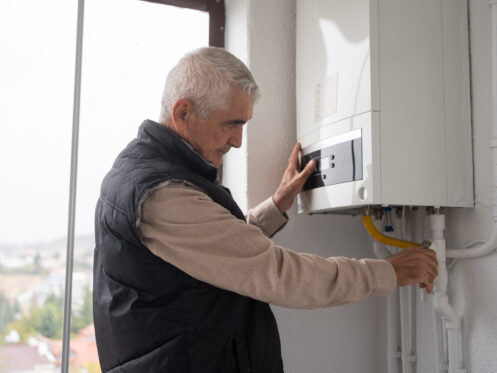 Comparing Traditional Water Heaters With Tankless